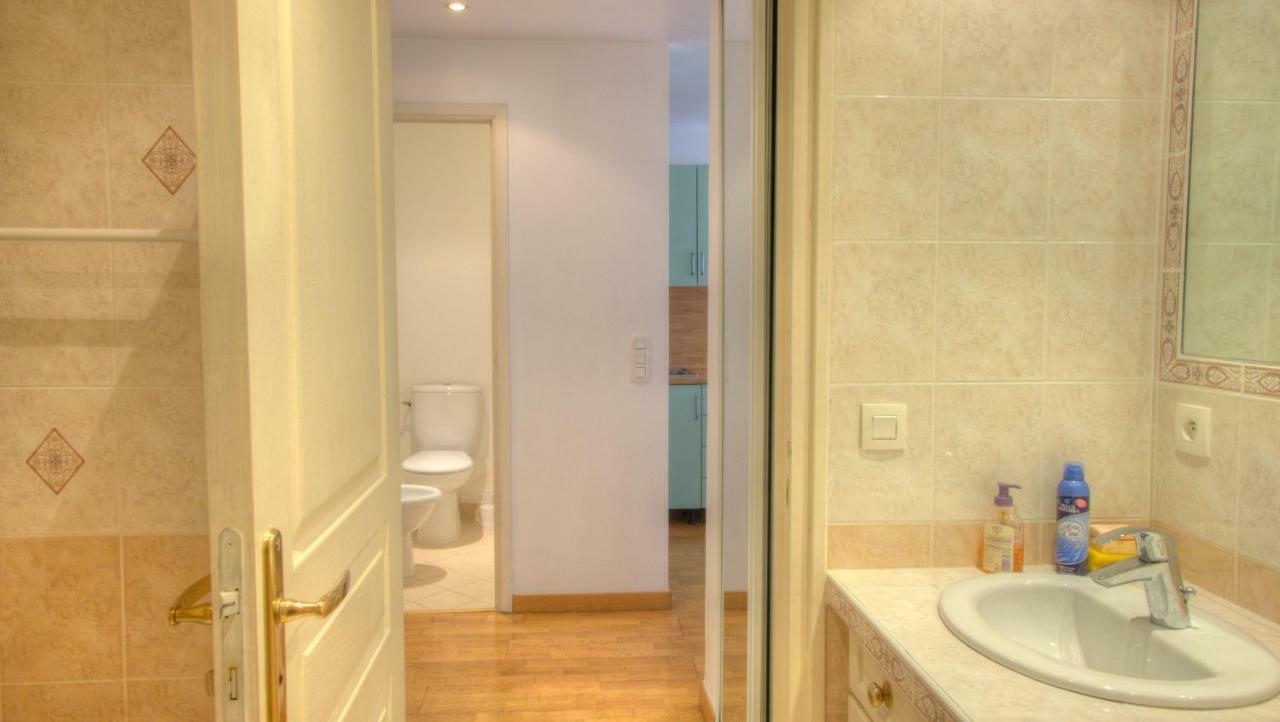 2 Pieces 57 Rue D'Antibes Proche Palais Apartment Cannes Luaran gambar