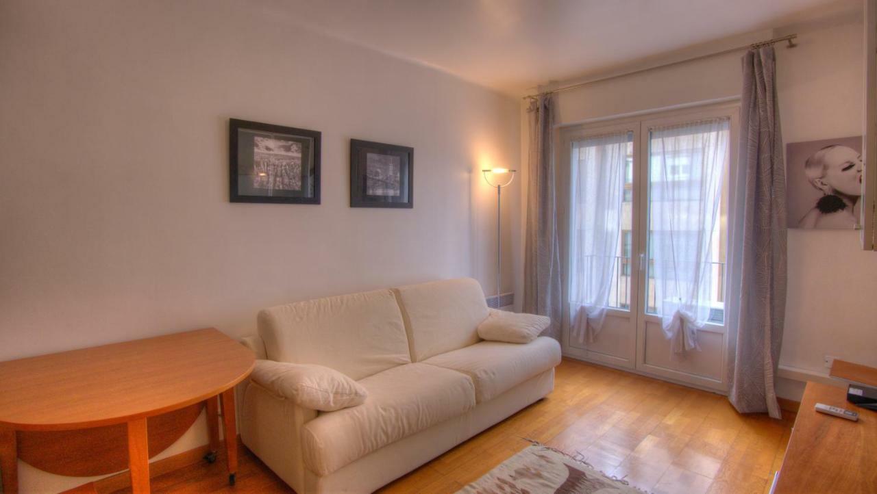 2 Pieces 57 Rue D'Antibes Proche Palais Apartment Cannes Luaran gambar